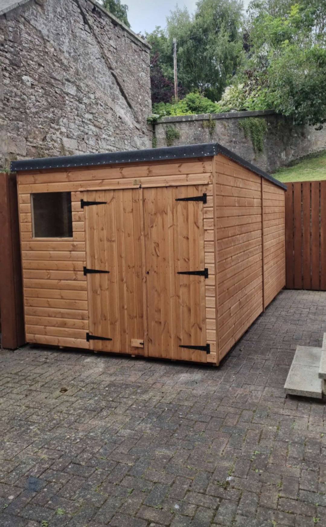 Pent roof shed
